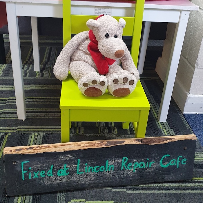 repair shop cafe2