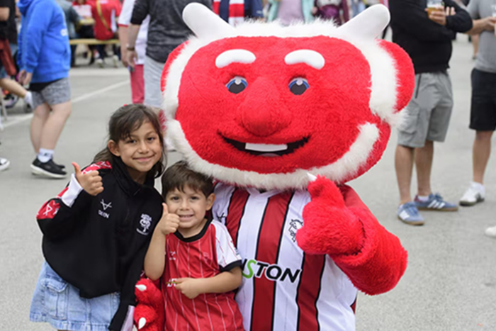 Lincoln City 4, West Bromwich Albion 2