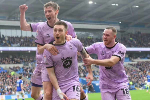 Cardiff City 0, Lincoln City 2