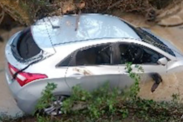Driver safety in flood conditions - video