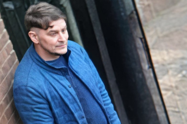 Fake £20s – man wanted for questioning.