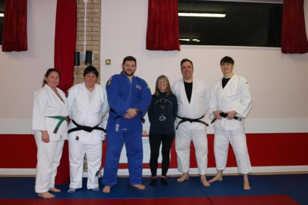 Paralympian Jack inspects new mats at judo club