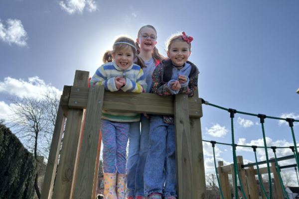 Scothern youngsters enjoy new play area